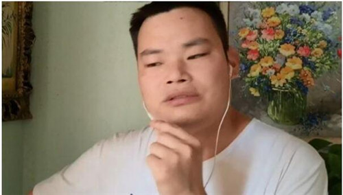 ��(m��ng)������CC�Α�����ǰ��������һ����Ī�٣�